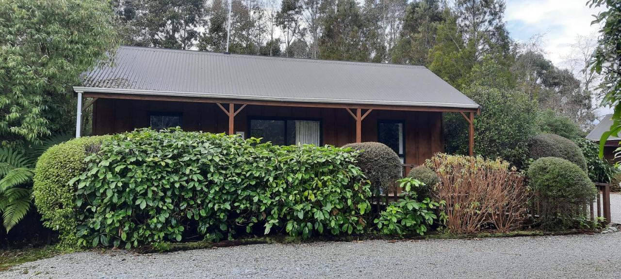 Lake Brunner Country Motel & Holiday Park Moana Exterior photo